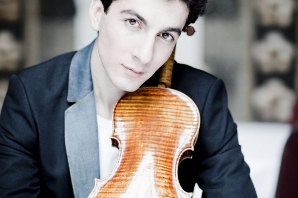 Sergey KhachatryanViolinPhoto: Marco Borggreve